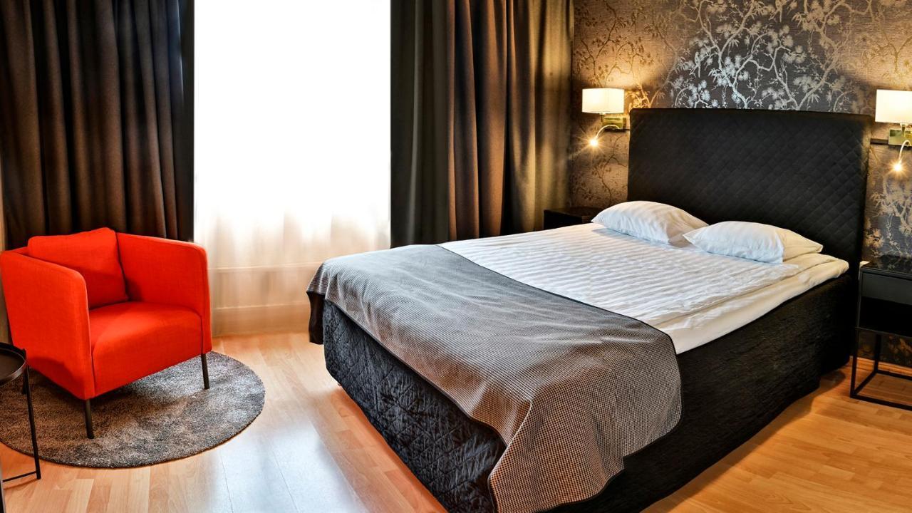 Amadeus By First Hotell 3*