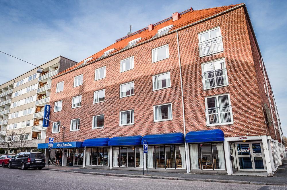 Amadeus By First Hotel 3*